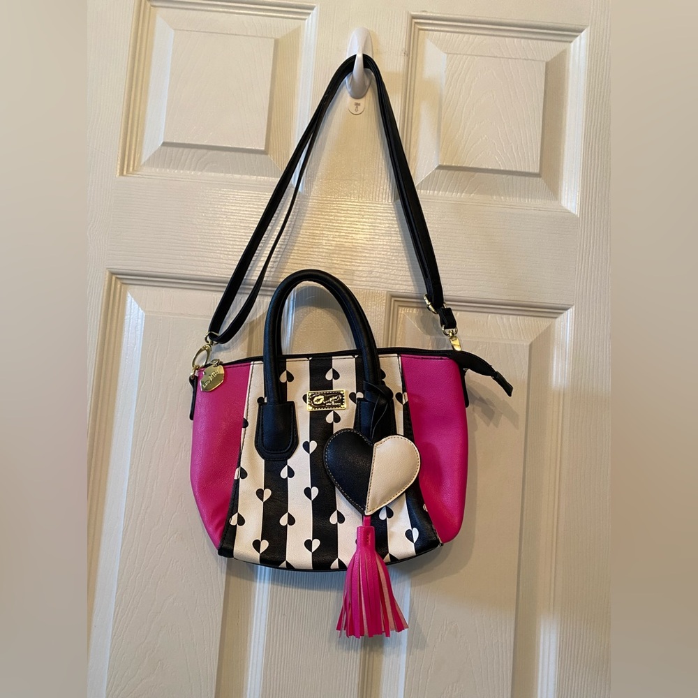 🎉HP 🎉Betsey Johnson purse